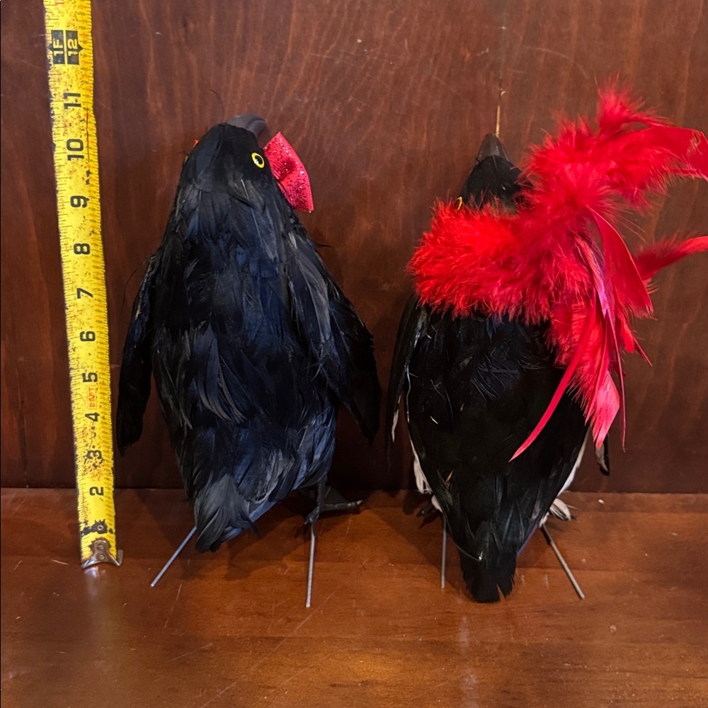 Festive Feathered Bird Penguin Decor with Red Bow-tie and Loofah Accents - Picture 5 of 5